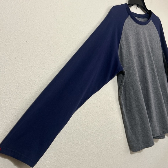 Haggar Men's Long Sleeve Baseball Tee Heather Gray and Navy Blue Size Large - Picture 5 of 7